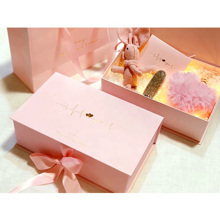 custom printed logo small cheap products with insert white hard magnetic clothes gift set boxes for packiging